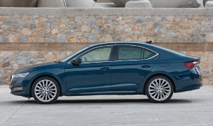 Автомобили лифтбеки в Краснодаре